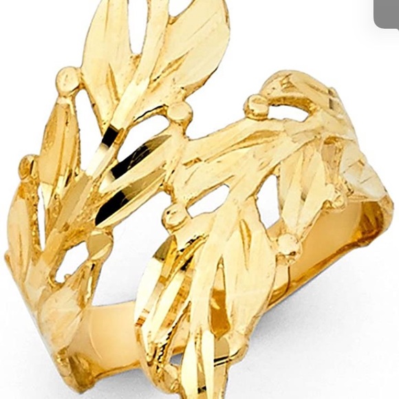 Jewelry - Leaf gold ring 3/$10